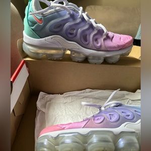 Nike Vapor Max Plus | Hydrogen Blue & Laser Crimson